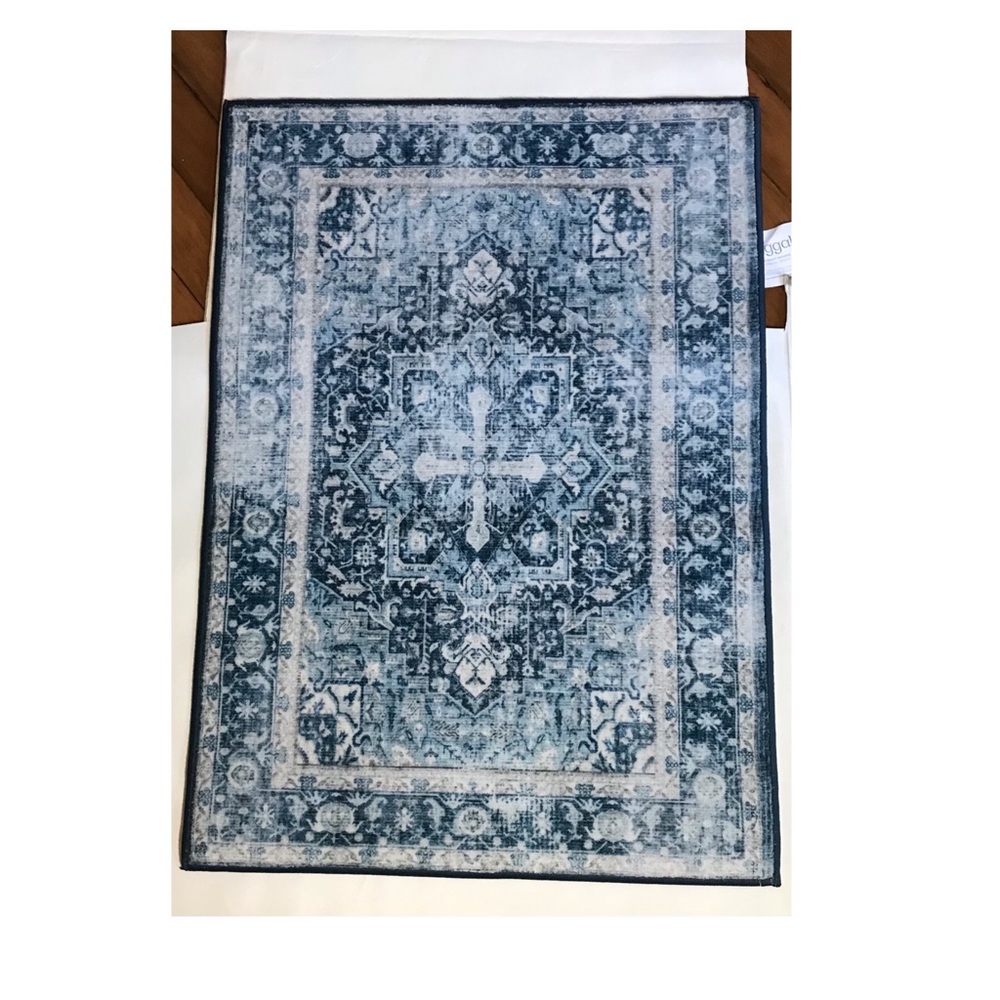 Ruggable NEW Washable Blue Color Rug & Pad Kaman 2’ x 3’ Blue Quartz Color
